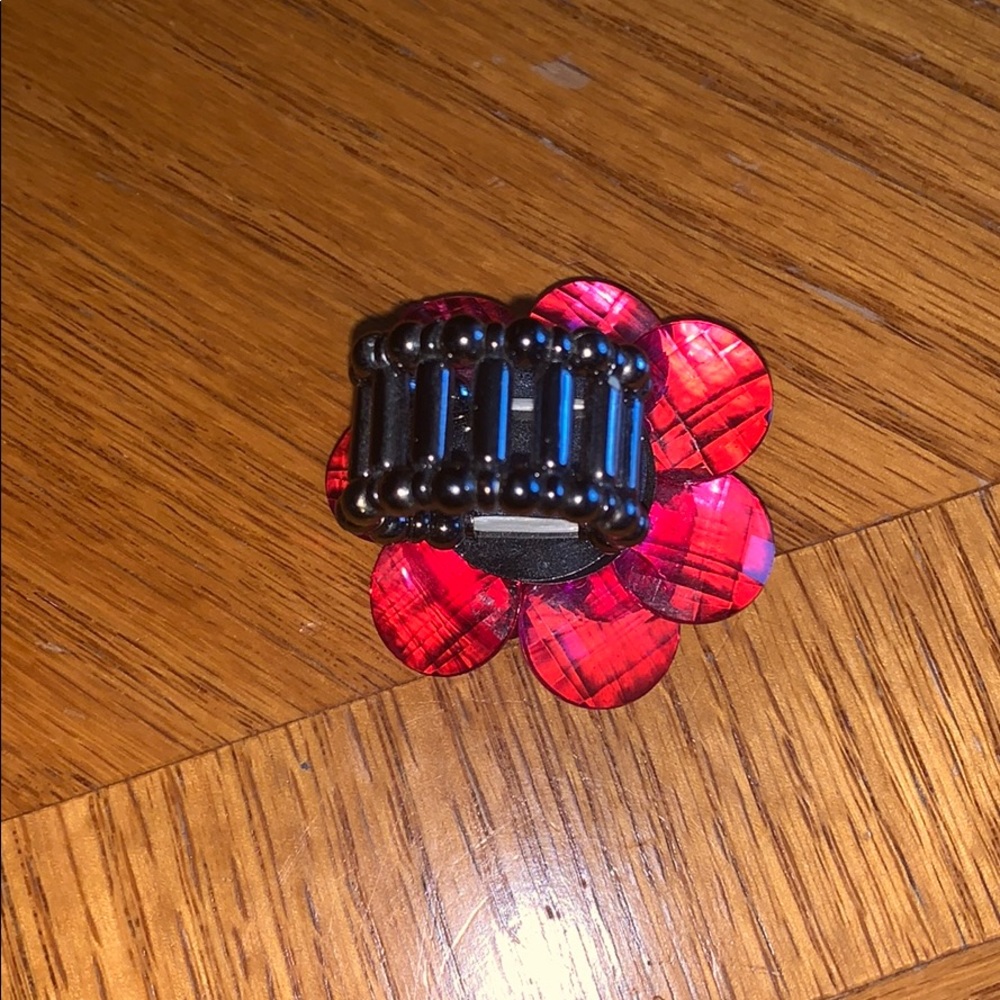Flower ring - Picture 3 of 4
